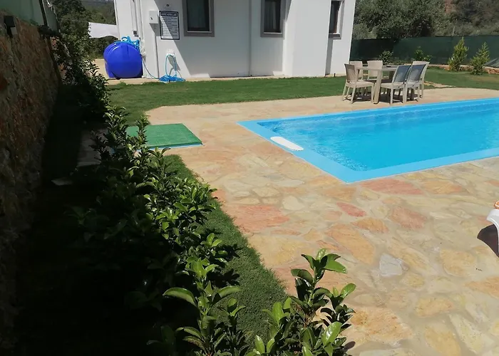 Villa Tuerkoglu Akyaka Kuyucak Daily Weekly Rentals